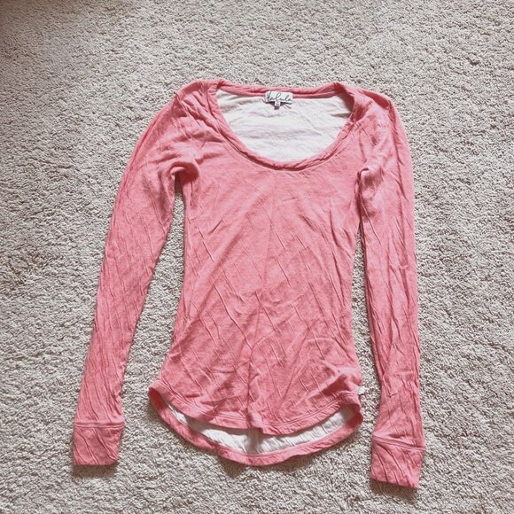 Aritzia Talula Long SleeveTee - Picture 1 of 2